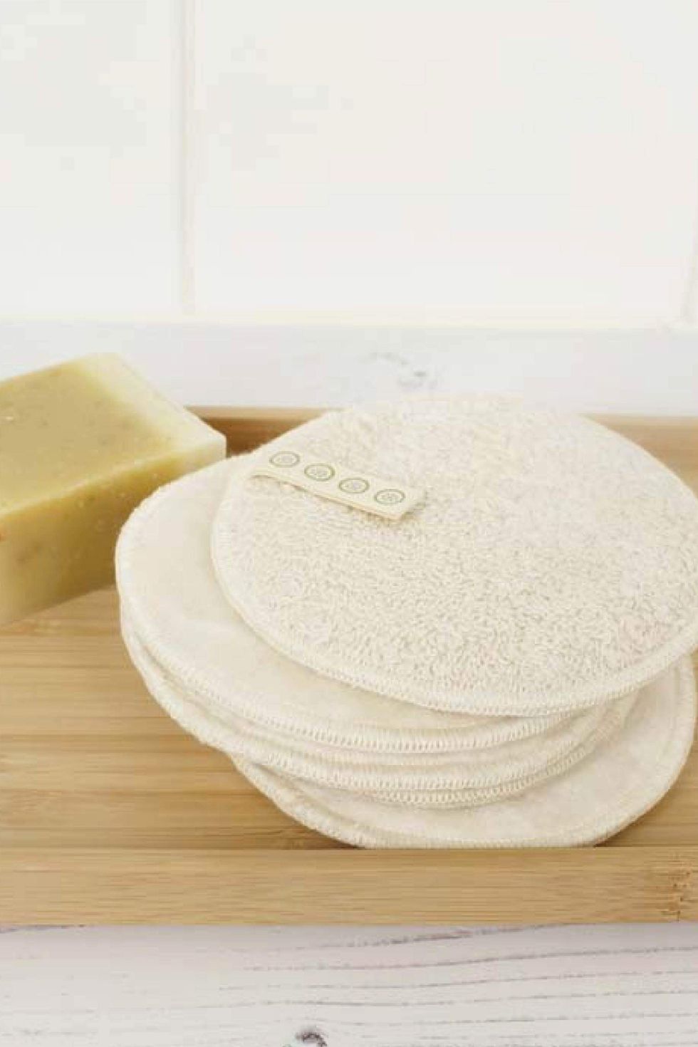 Double-Sided Soft and Exfoliating Organic Cotton Makeup Pads