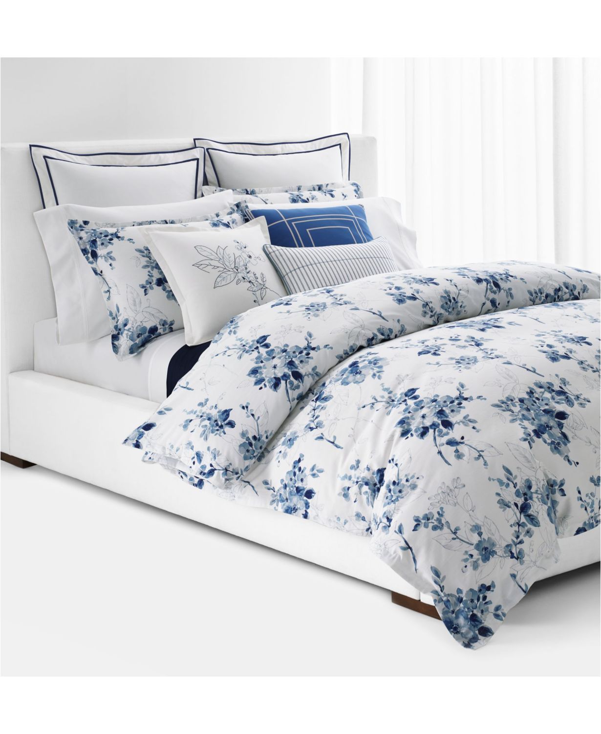 Sandra Floral Full/Queen Comforter Set