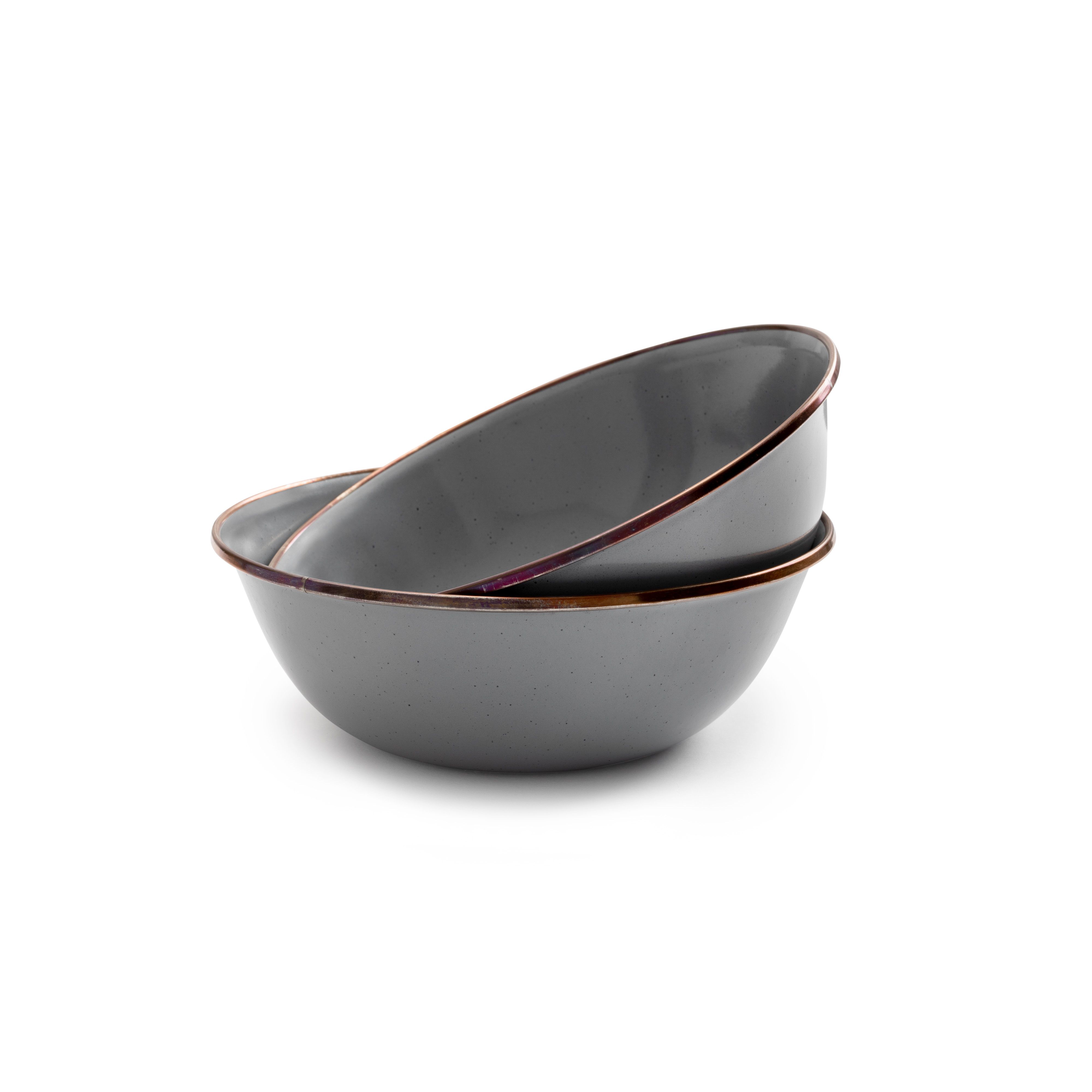 https://hips.hearstapps.com/vader-prod.s3.amazonaws.com/1606322828-7BIauD3MWC_barebones_enamel_bowl_set_serveware_0_original.jpg