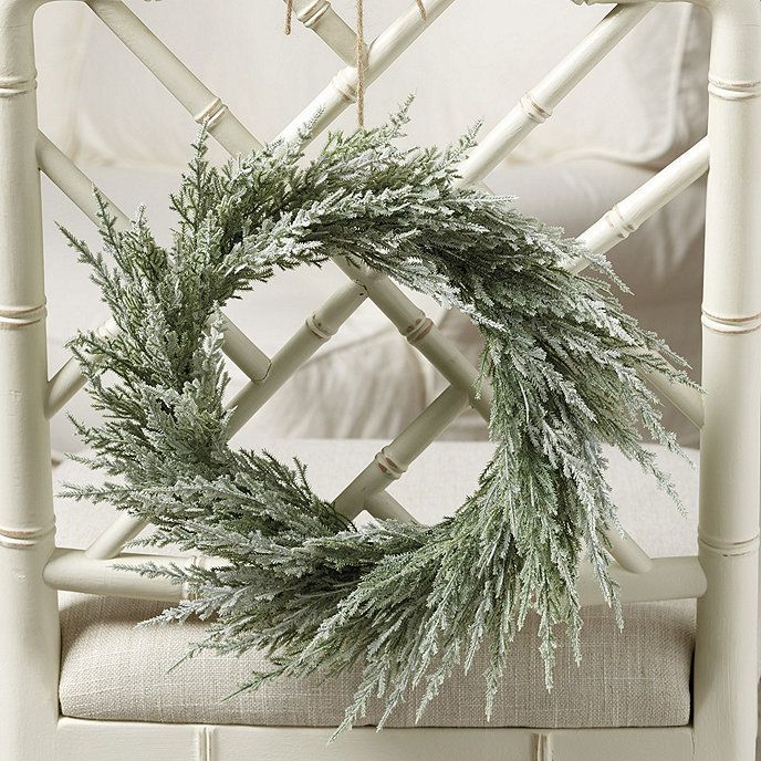 Wintry Cedar Petite Wreath