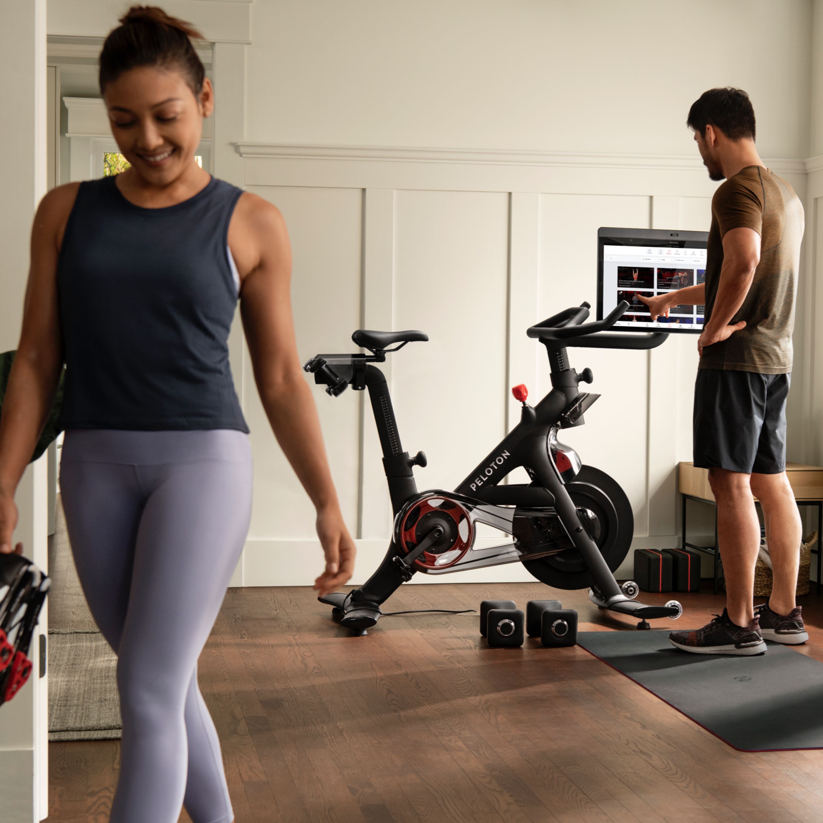 Peloton bike best sale best buy