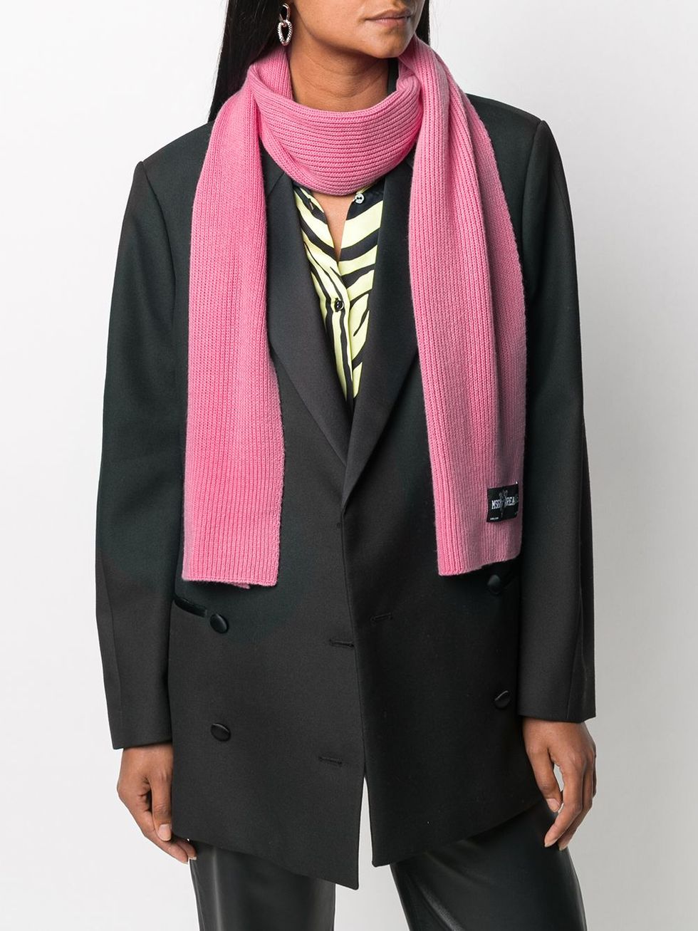 聖誕節交換禮物推薦「圍巾」：MSGM 粉紅色織紋圍巾
