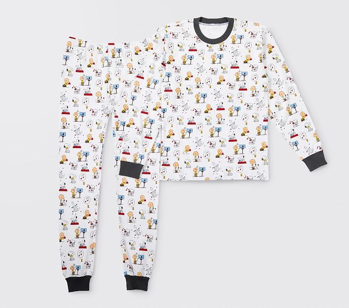 15 Best Valentine S Day Matching Pajamas Cute Valentine Pajamas For The Family
