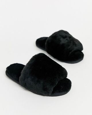 Design Nola premium sheepskin slippers in black