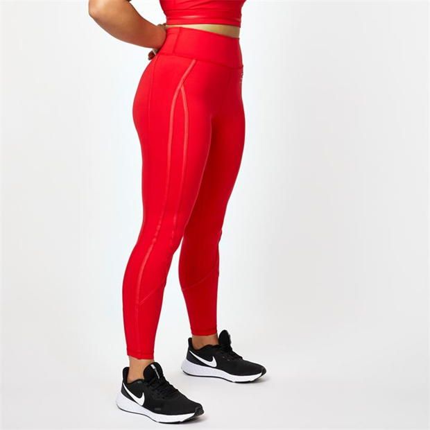 courtney black nike trainers