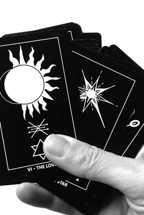 The 17 Best Tarot Decks For Beginners According To Readers 2021