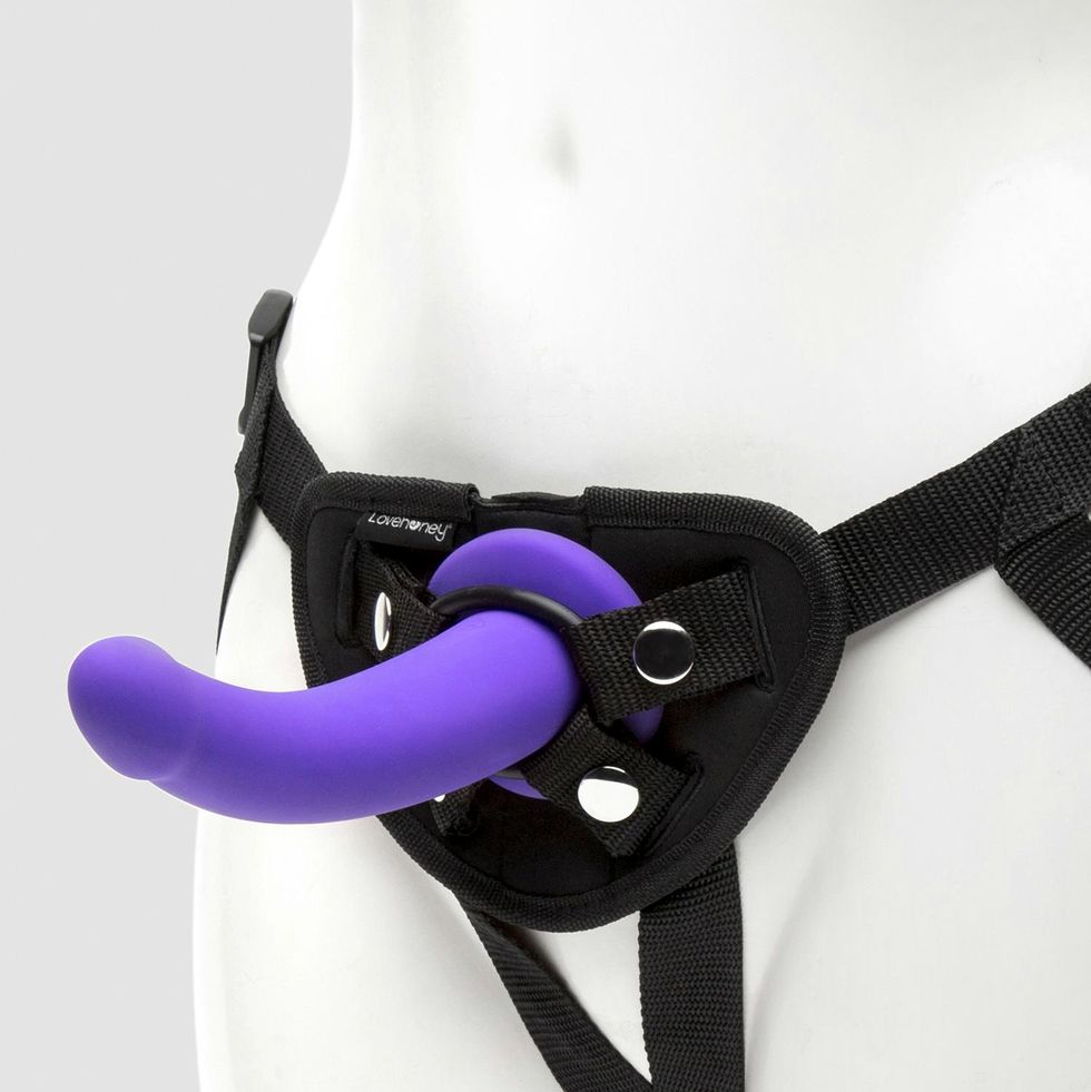 Unisex Strap-On Harness Kit with 7-Inch Dildo