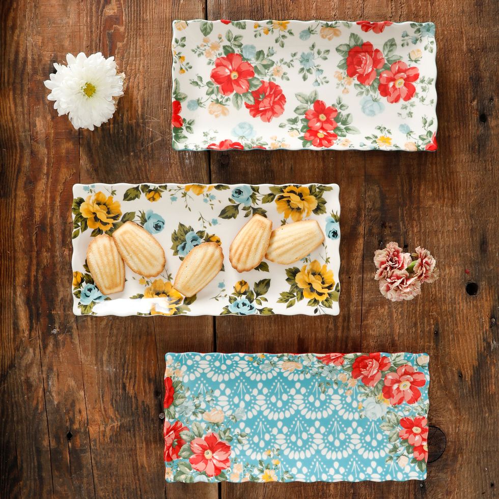 The Pioneer Woman 3-Piece Serving Platters