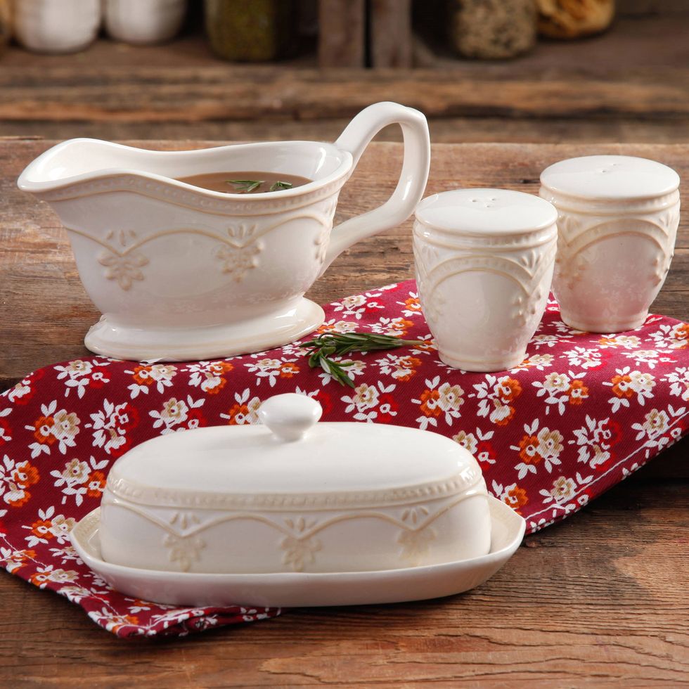 The Pioneer Woman Lace Serveware Set