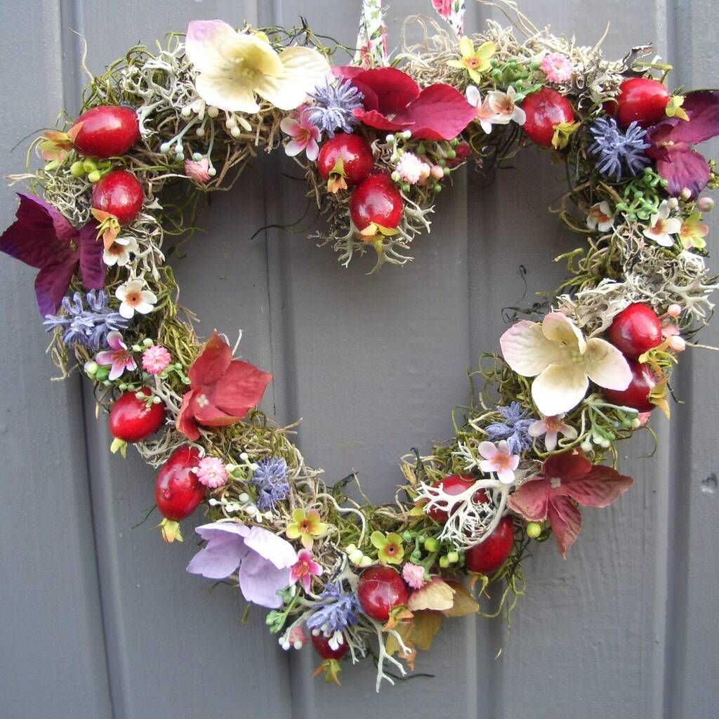 Heart shaped pink rose willow wreath