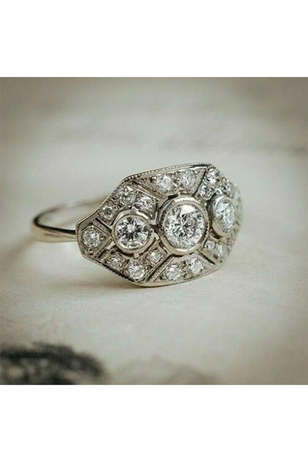 17 Timeless Art Deco Engagement Rings - Vintage Jewelry For Wedding,  Engagement