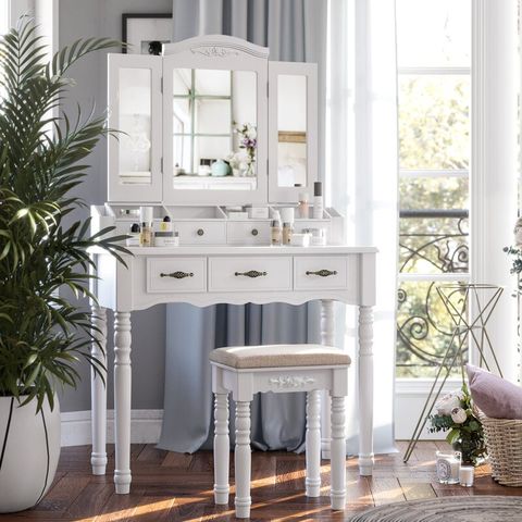21 Dressing Tables To Make Your Room, 3 Way Mirrors Dressing Table