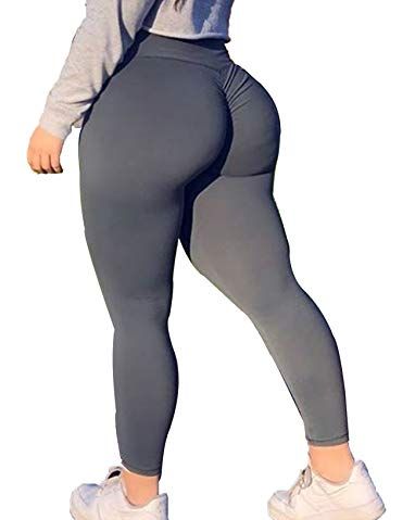 I went to a new gym in booty scrunch leggings & just a sports bra - it was  a huge mistake, the color was the worst part
