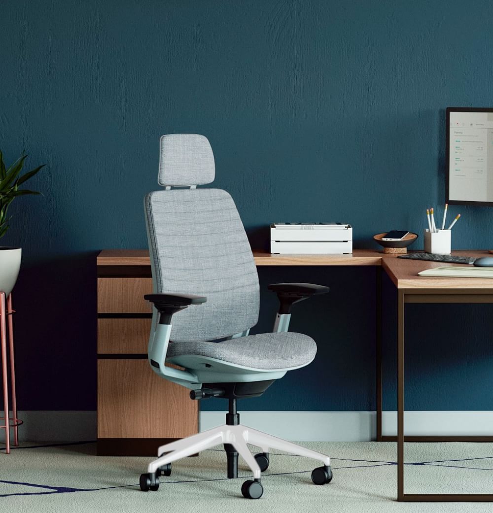 ergonomic stylish office chair