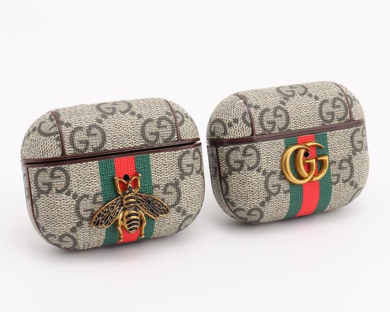 Gucci Ophidia Airpod Case With Chain in Natural