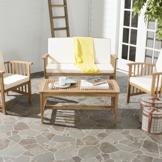 4-piece dining set for outdoors 