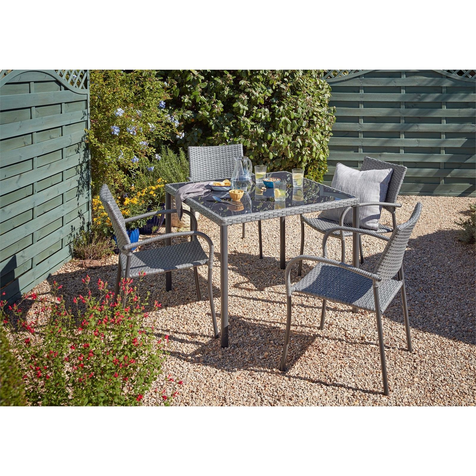 Homebase garden sun discount loungers