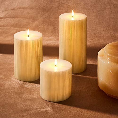 3D Flickering Flameless Candle Set