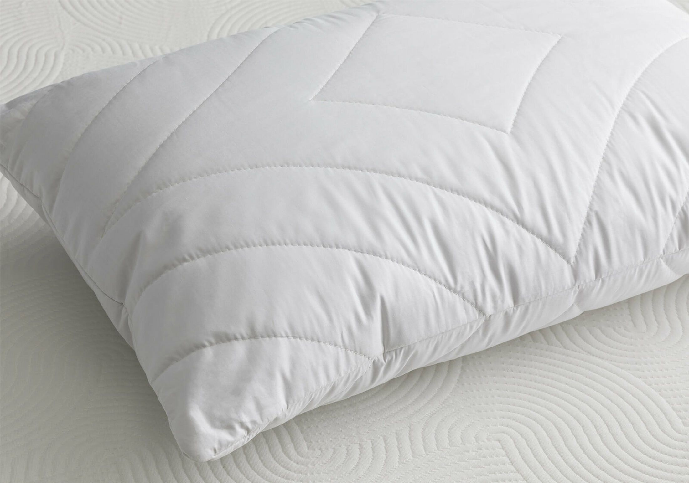 Eve 2024 pillow protector