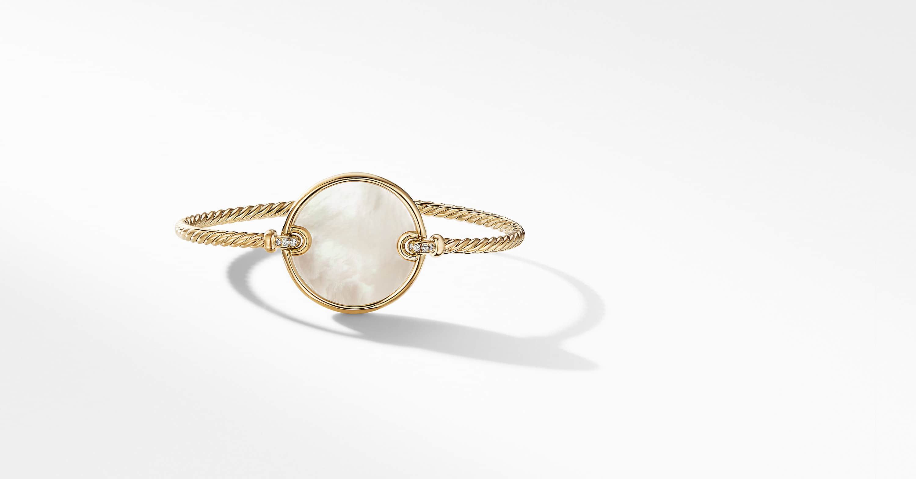 Bracelet in 18K Yellow Gold with Mother of Pearl and Pavé Diamonds
