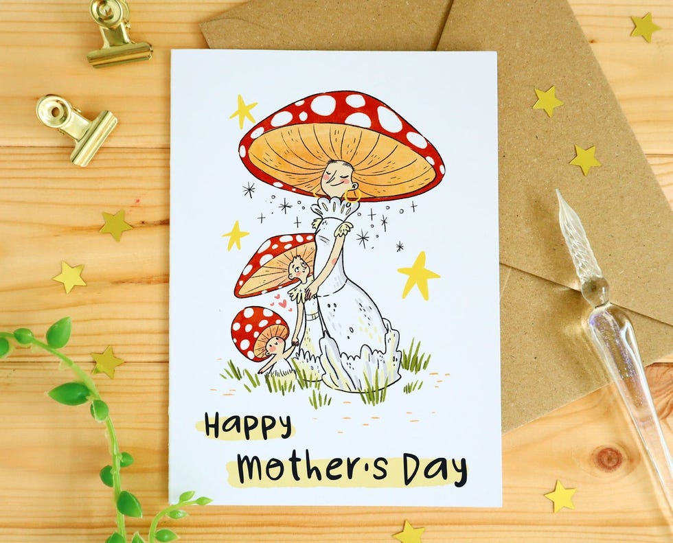 https://hips.hearstapps.com/vader-prod.s3.amazonaws.com/1616443183-mushroom-mothers-day-card-1616443127.jpg?crop=0.809xw:1.00xh;0.0849xw,0&resize=980:*