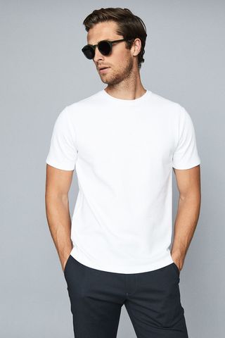 Best White T-shirts For 20 Perfect White Tees To Shop 2021