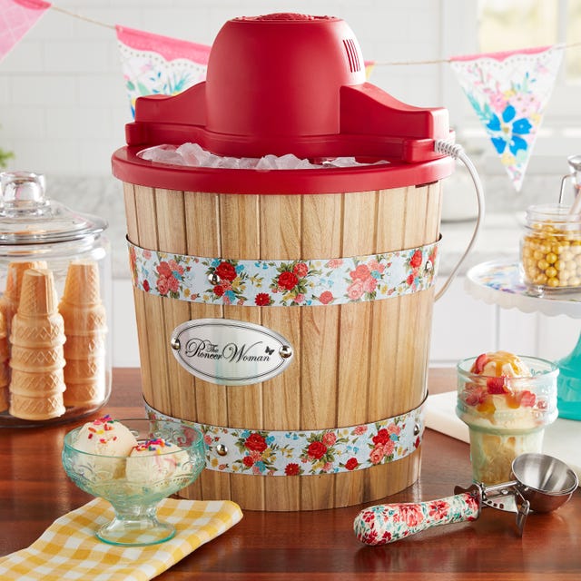 The Pioneer Woman 4-Quart Ice Cream Maker