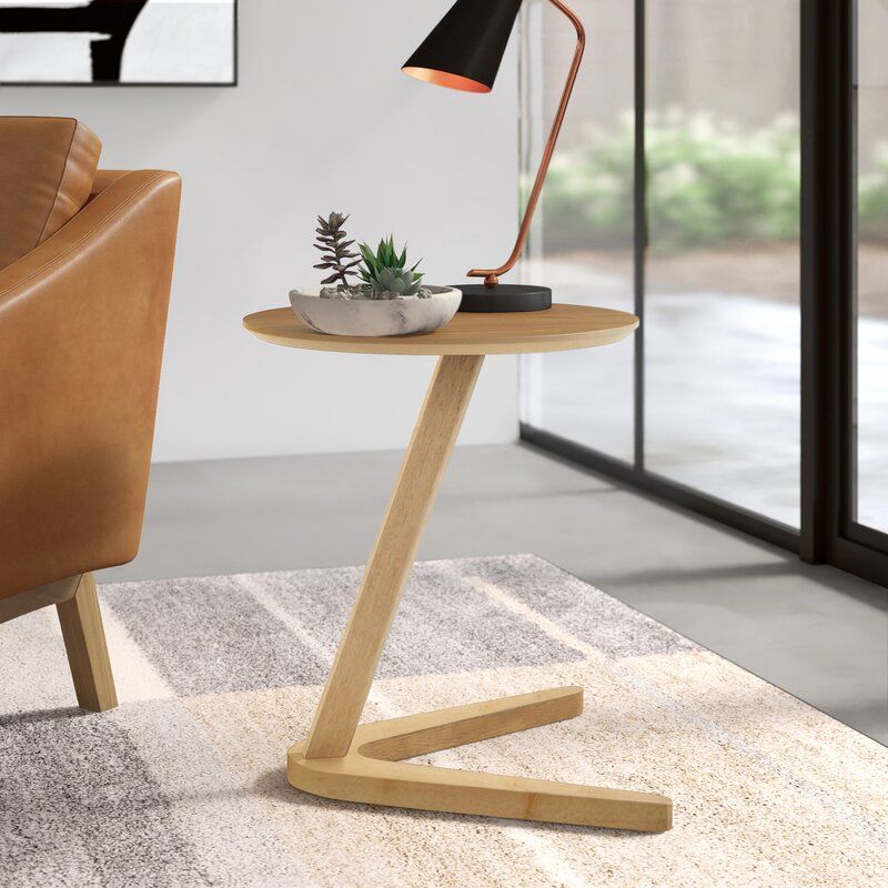 Small c store shaped side table