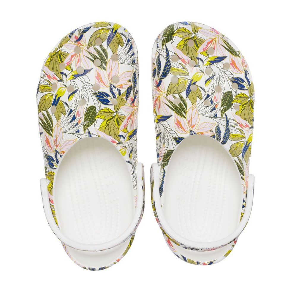 Vera Bradley and Crocs Have a New Collection That's Inspired by Rainforest  Leaves