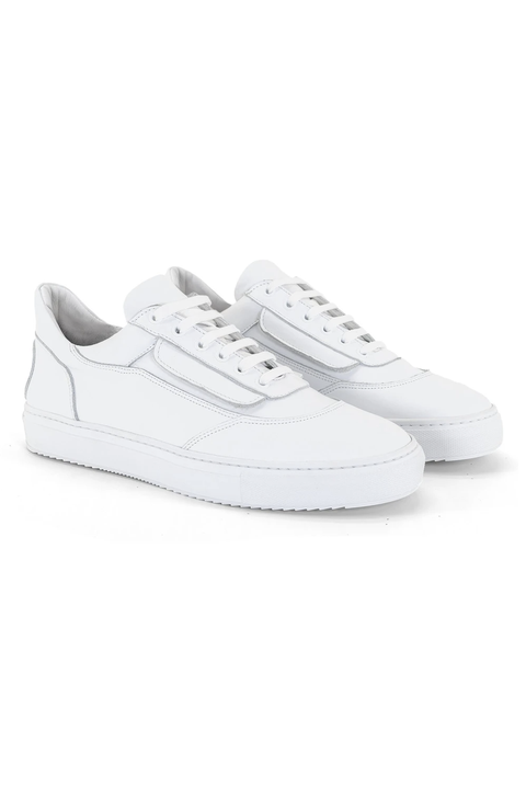 29 Best White Sneakers for Women in 2021 | Cool White Sneakers