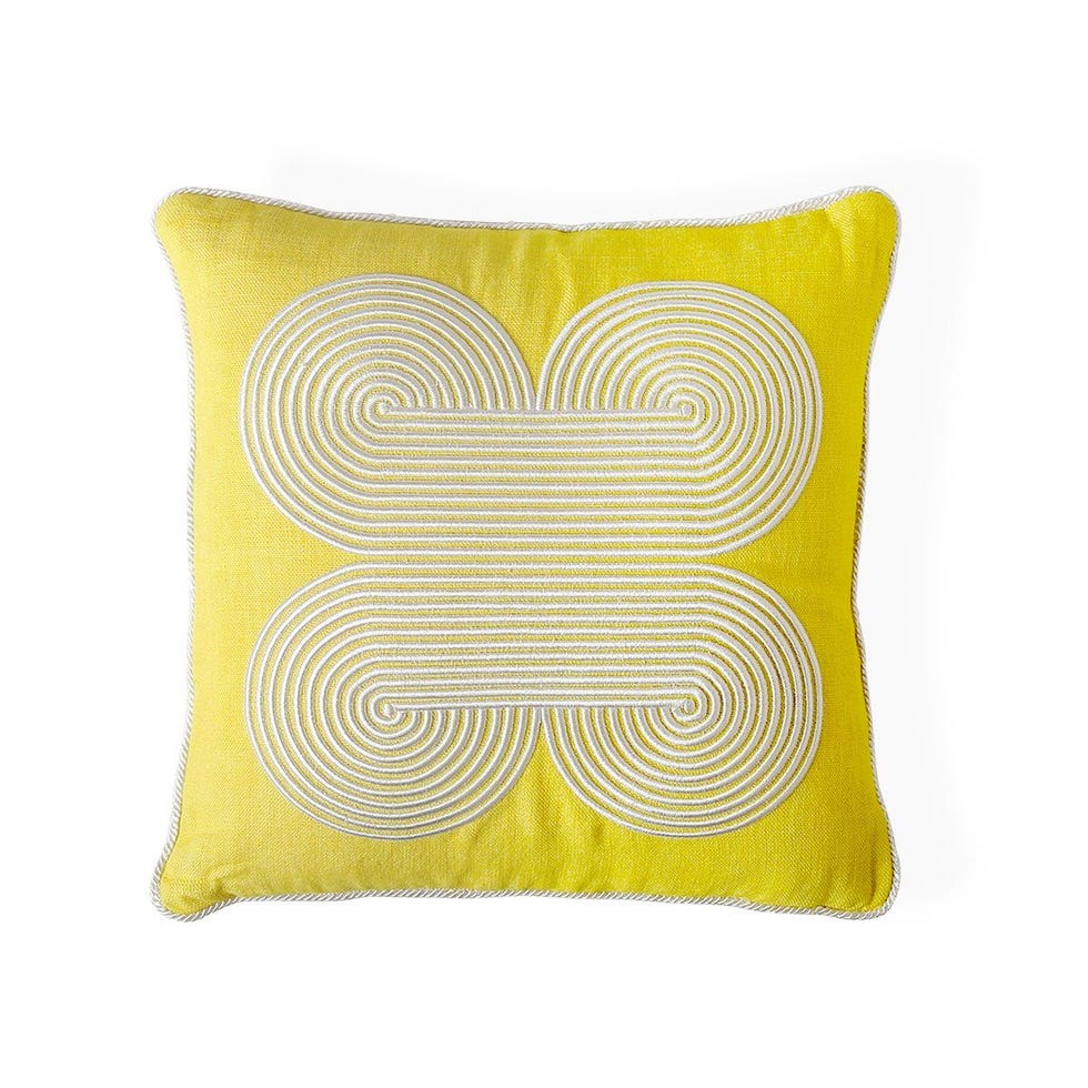 Pompidou Quatrefoil Pillow