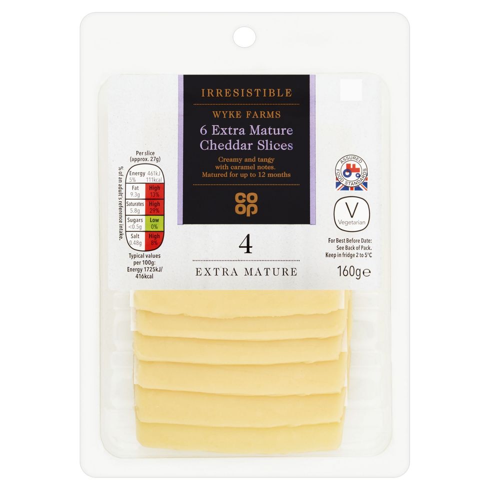 Co op Irresistible 6 Extra Mature Cheddar Slices 160g