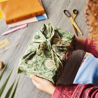 Reusable Luxury Fabric Gift Wrap, Furoshiki Wrapping Reusable Luxury Fabric Gift Wrap, Furoshiki Wrapping