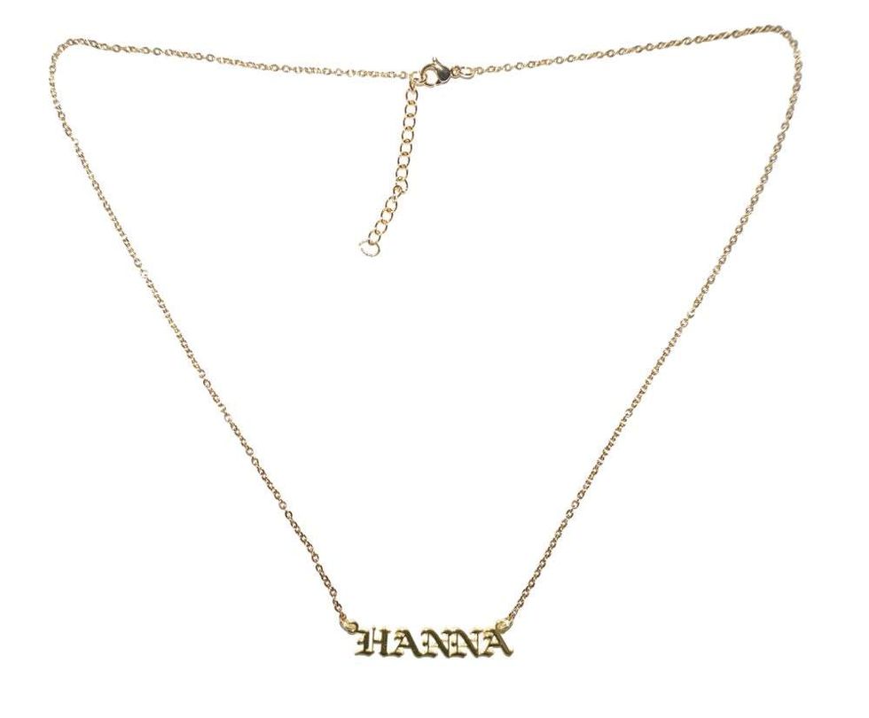 Beyoncé brings back the nameplate necklace