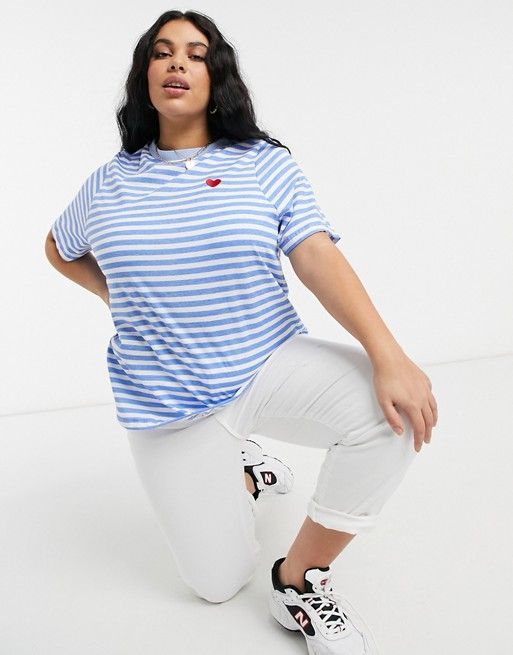 T-Shirt With Heart Embroidery in Stripe