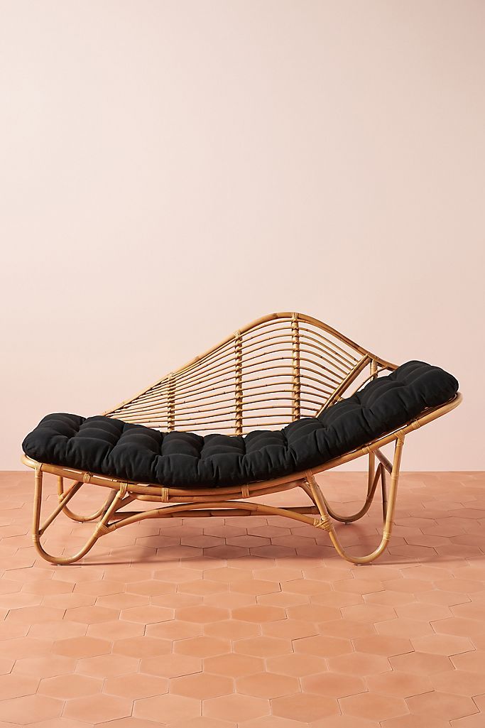 garden chaise lounge