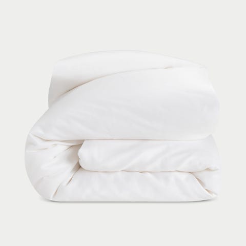 9 Best Silk Comforters 2022 — Soft and Breathable Silk Comforters