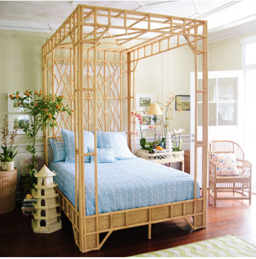 Paradise Canopy Bed Queen