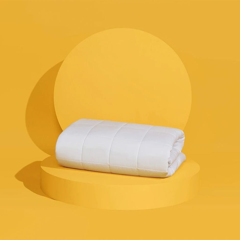 SlumberCloud Lightweight Comforter