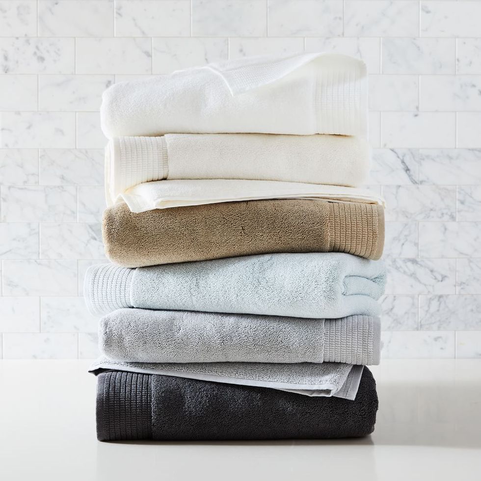 Soft, stylish, and oh-so-modern. Our Spa Towel Collection brings a touch of  luxury to your bath moments. 🛀✨ #Riley #BathroomEssentials