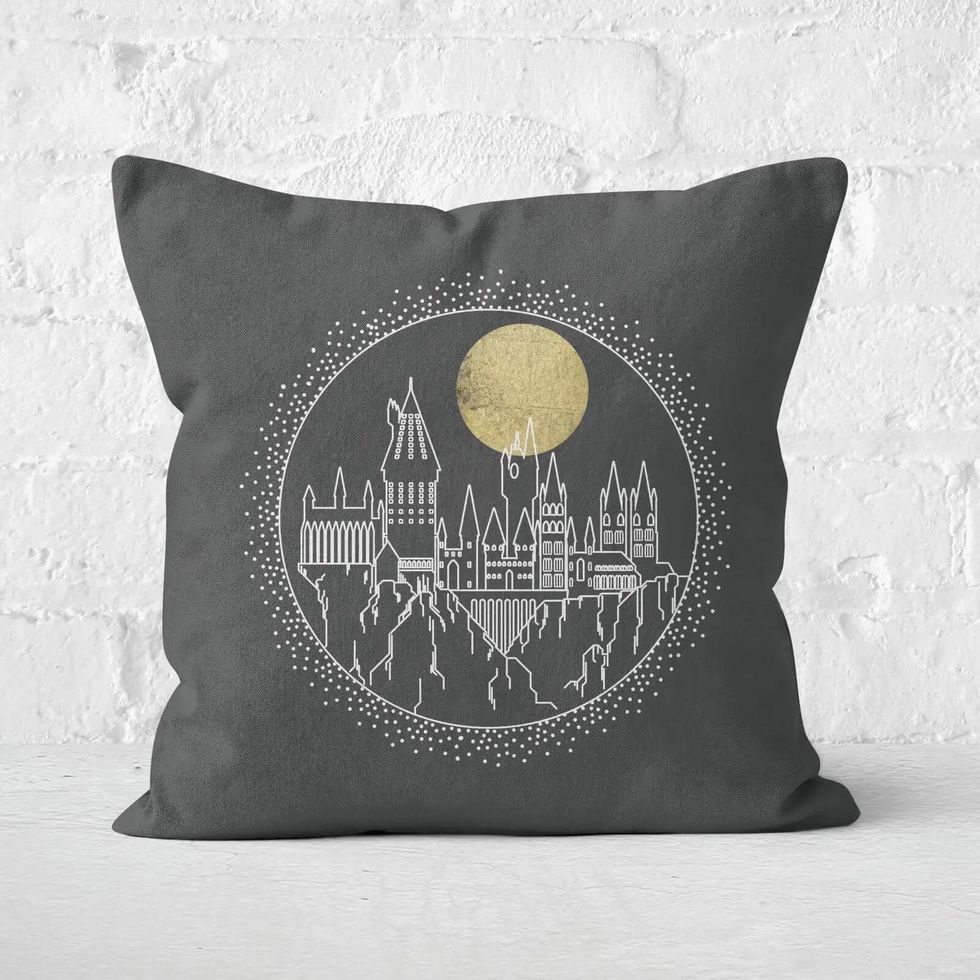 Hogwarts Line Drawing cushion