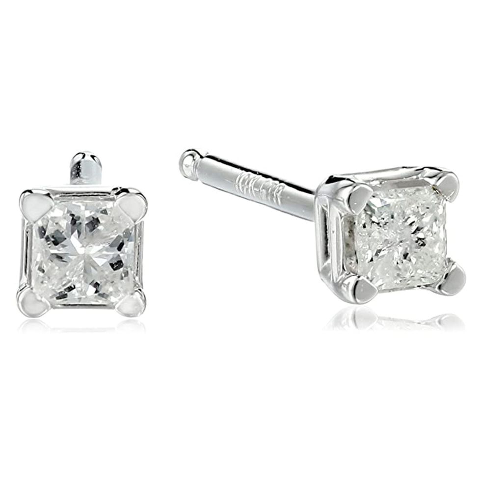 10k White Gold Princess Diamond Studs (0.13 carats)