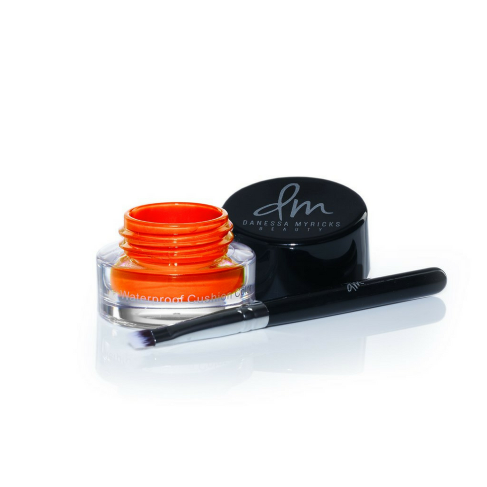 Waterproof Cushion Color in Totally Tangerine