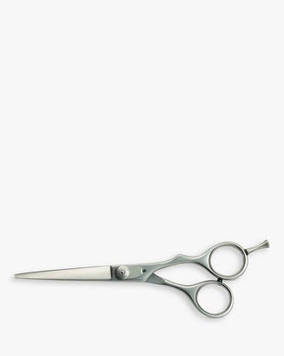 How To Cut Your Own Fringe - 7 Pro Hairstylist Tips And Tricks How To Cut Your Own Fringe - 7 Pro Hairstylist Tips And Tricks
