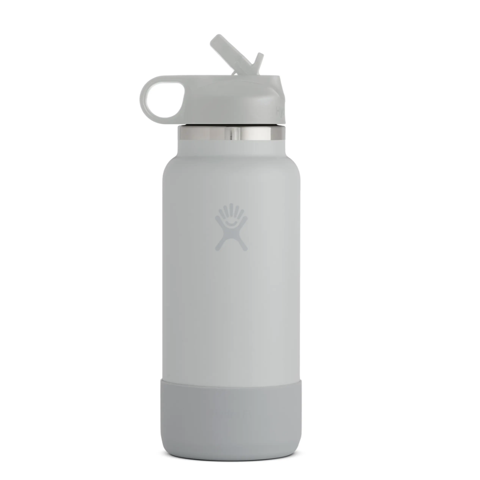 Omega 32 oz Stainless Bottle – 3 Sisters Embroidery