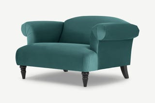 Claudia Loveseat
