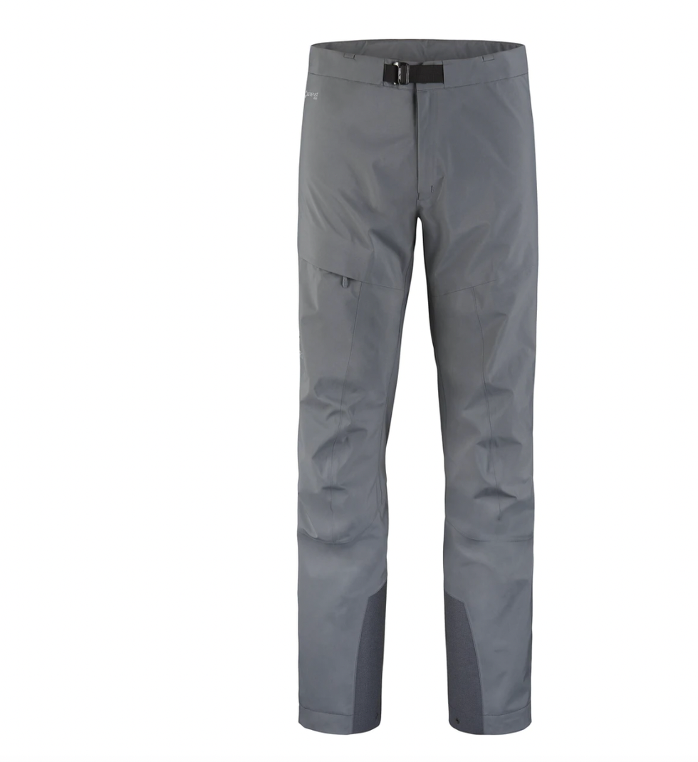 15 Best Techwear Pants for Men 2022