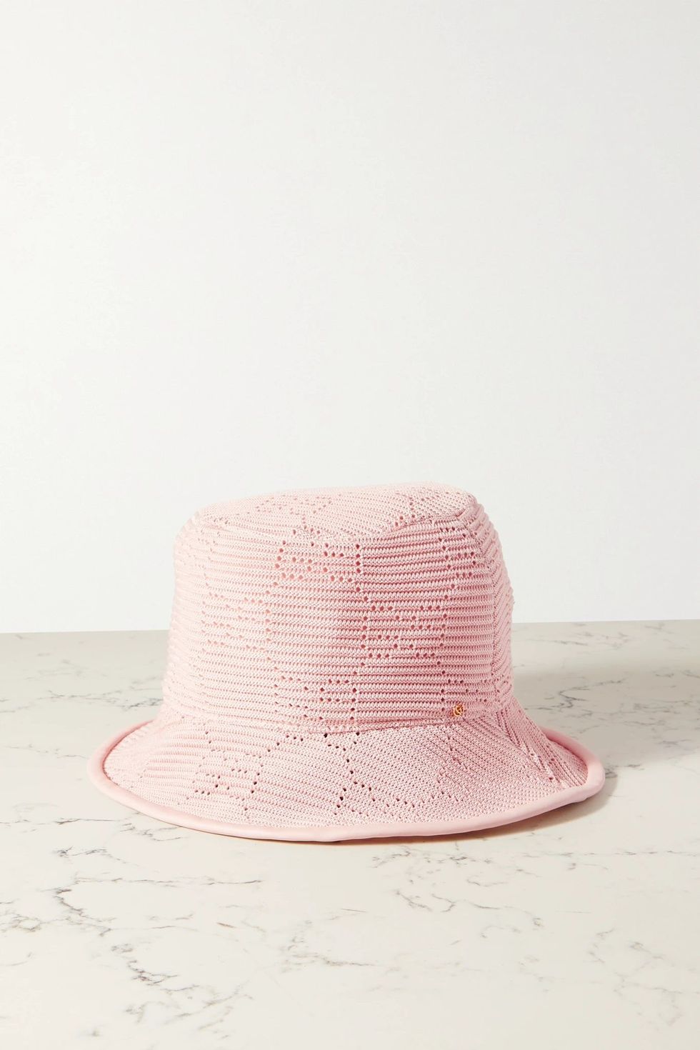 編織漁夫帽推薦：Gucci Malibu皮革滾邊鉤織漁夫帽
