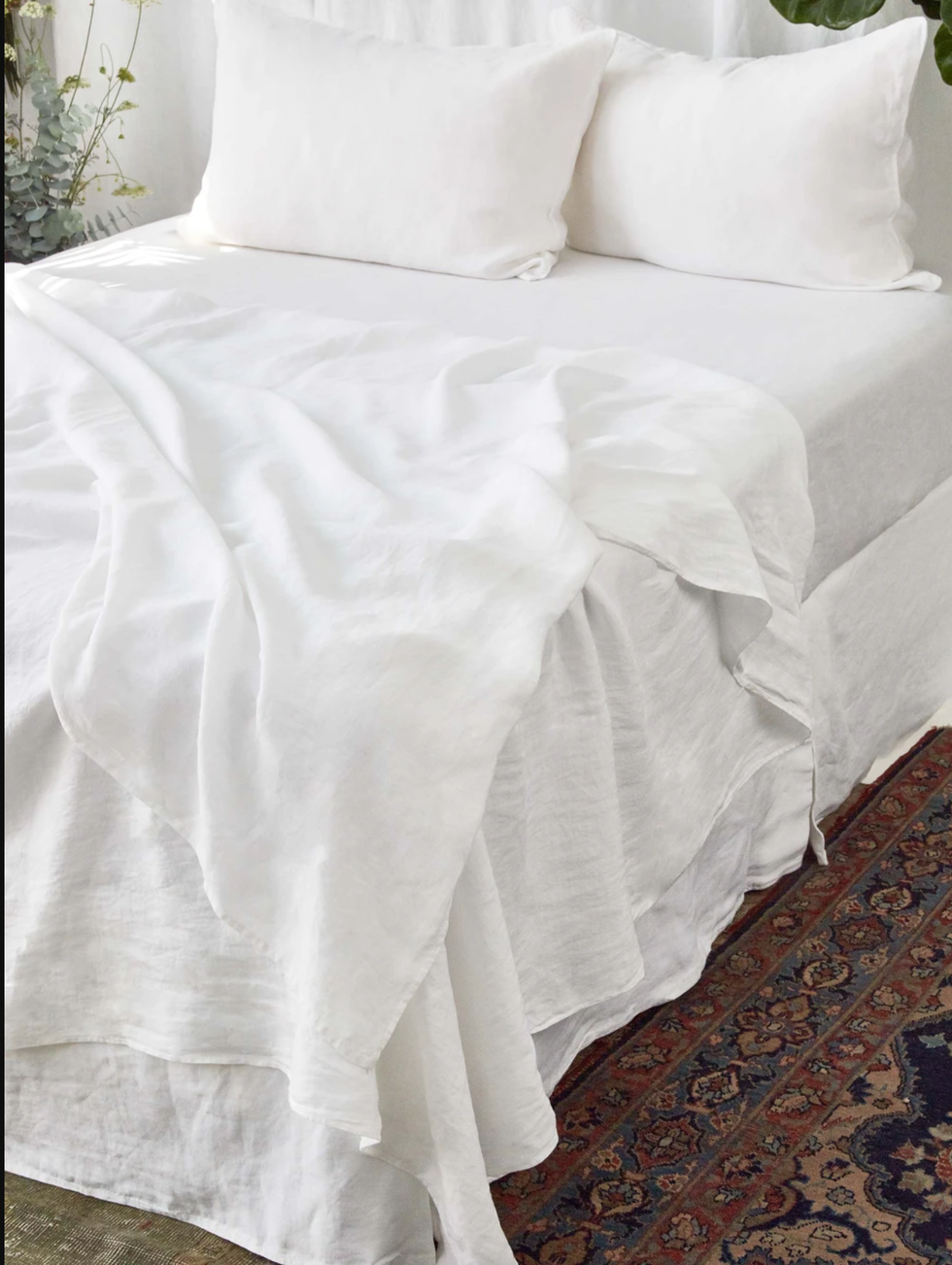 The Best Bed Sheets for Hot Sleepers - HGTV Canada