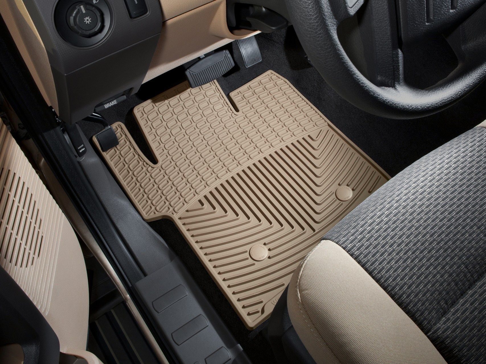 Mercedes benz c300 clearance carpet floor mats